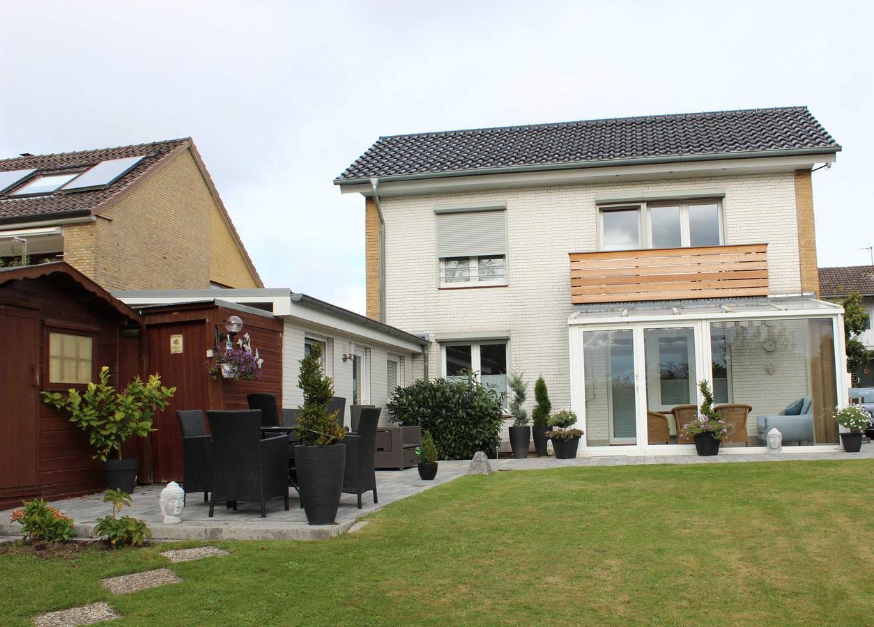 Befeld Susanne Neustadt in Holstein Buitenkant foto